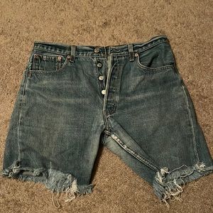 Mens Levi’s jean shorts